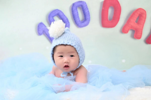 玉溪3个月宝宝睡觉不踏实